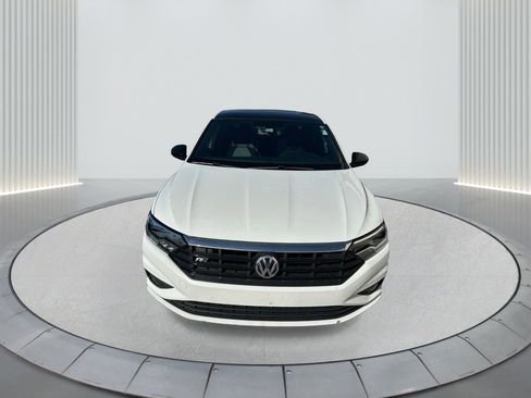 Used 2019 Volkswagen Jetta R-Line image 2