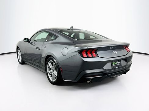 Used 2026 Ford Mustang Premium RWD image 5