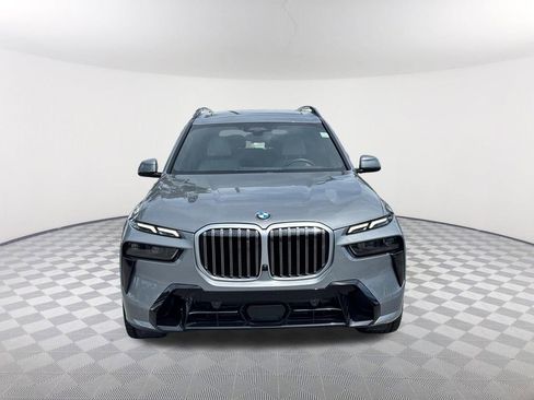 Used 2023 BMW X7 xDrive40i w/ M Sport Package AWD/4WD image 2