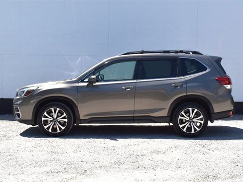 Used 2019 Subaru Forester Limited AWD/4WD image 9