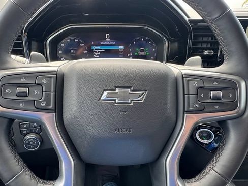 Used 2025 Chevrolet Silverado 1500 RST AWD/4WD image 26