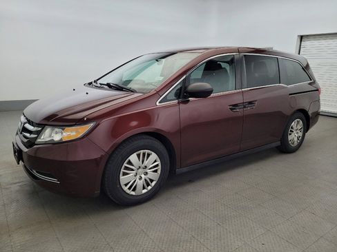 Used 2016 Honda Odyssey LX image 2