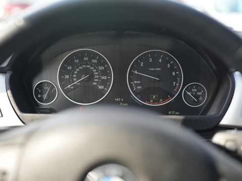 Used 2016 BMW 320i xDrive Sedan AWD/4WD image 13