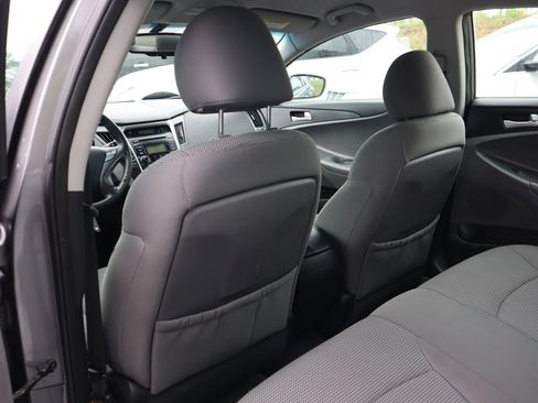 Used 2012 Hyundai Sonata GLS FWD image 11