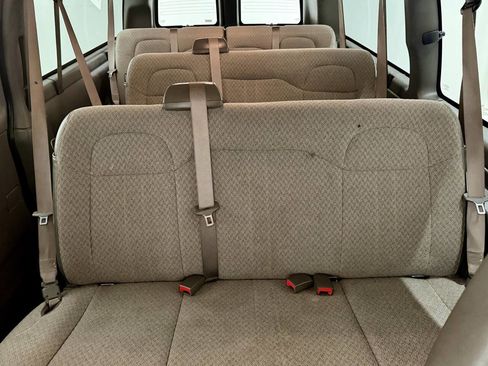 Used 2019 Chevrolet Express 3500 LT w/ LT Preferred Equipment Group image 10