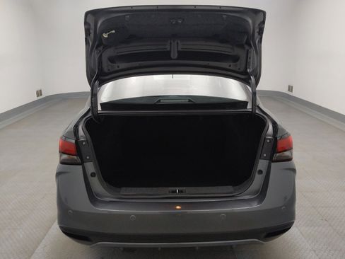 Used 2025 Nissan Versa S w/ Trunk Package image 29