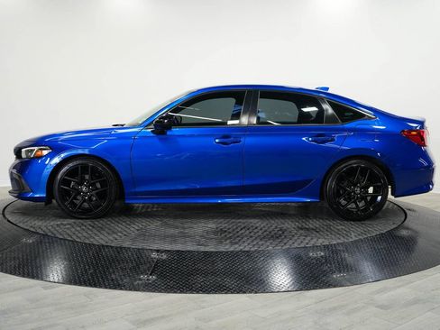 Used 2022 Honda Civic Sport image 4