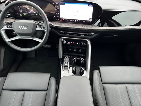 New 2025 Audi Q5 Premium Plus image 12