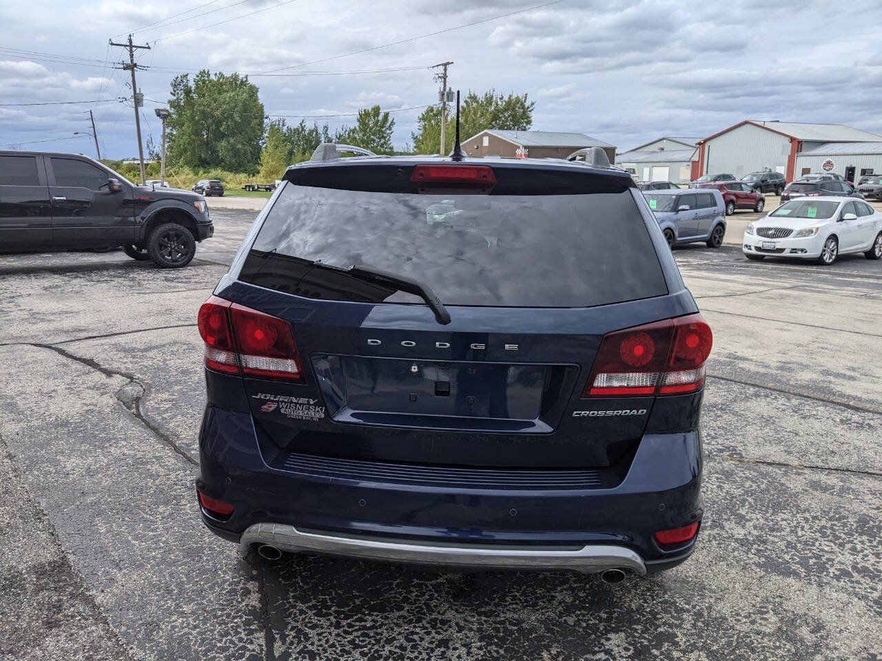 Used 2018 Dodge Journey Crossroad w/ Nav & Sun Group AWD/4WD image 4