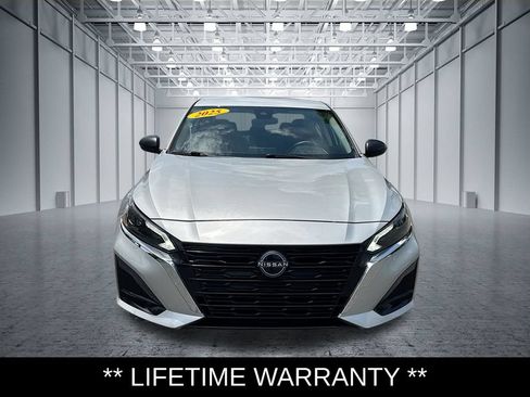 Certified 2025 Nissan Altima 2.5 SV FWD image 2