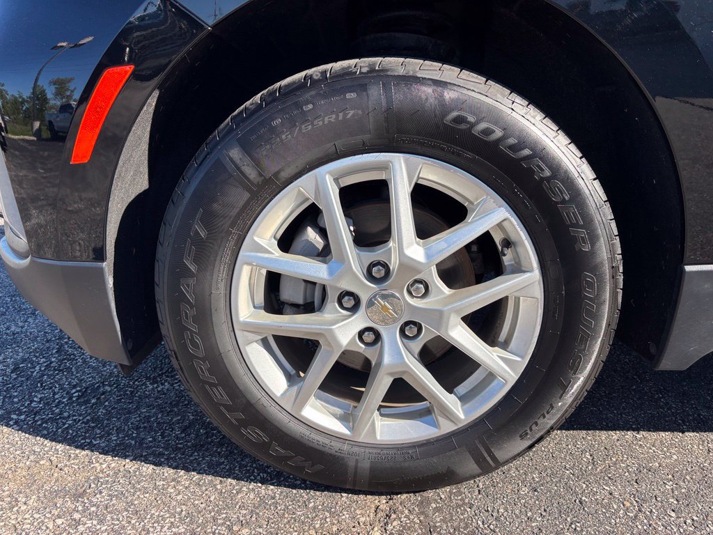 Certified 2024 Chevrolet Equinox LT AWD/4WD image 29