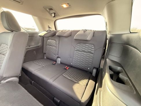 Certified 2022 Nissan Pathfinder SV w/ SV Black Package image 17