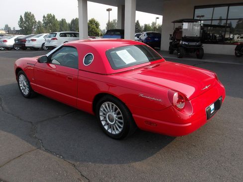 Used 2004 Ford Thunderbird RWD image 3