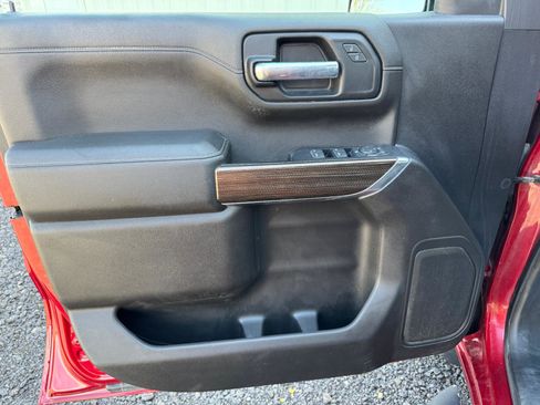 Used 2021 Chevrolet Silverado 1500 LT Trail Boss w/ Bed Protection Package AWD/4WD image 19