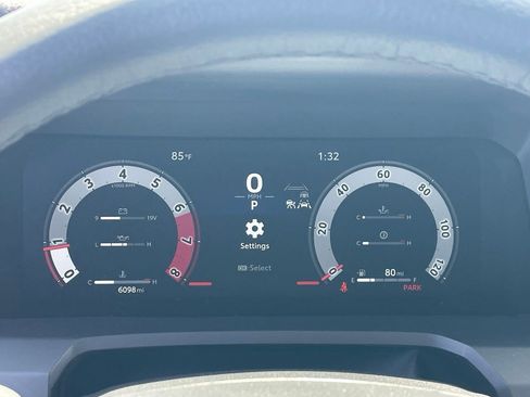 Used 2025 Toyota Tacoma TRD Sport AWD/4WD image 11