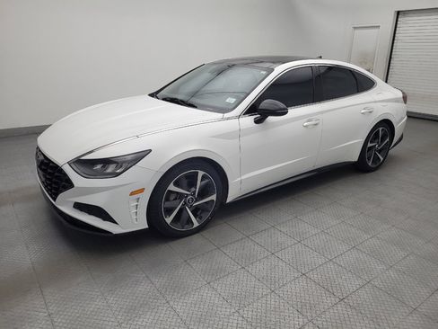 Used 2023 Hyundai Sonata SEL Plus w/ Cargo Package FWD image 2