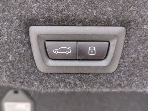 New 2026 BMW 530i xDrive w/ M Sport Package image 25