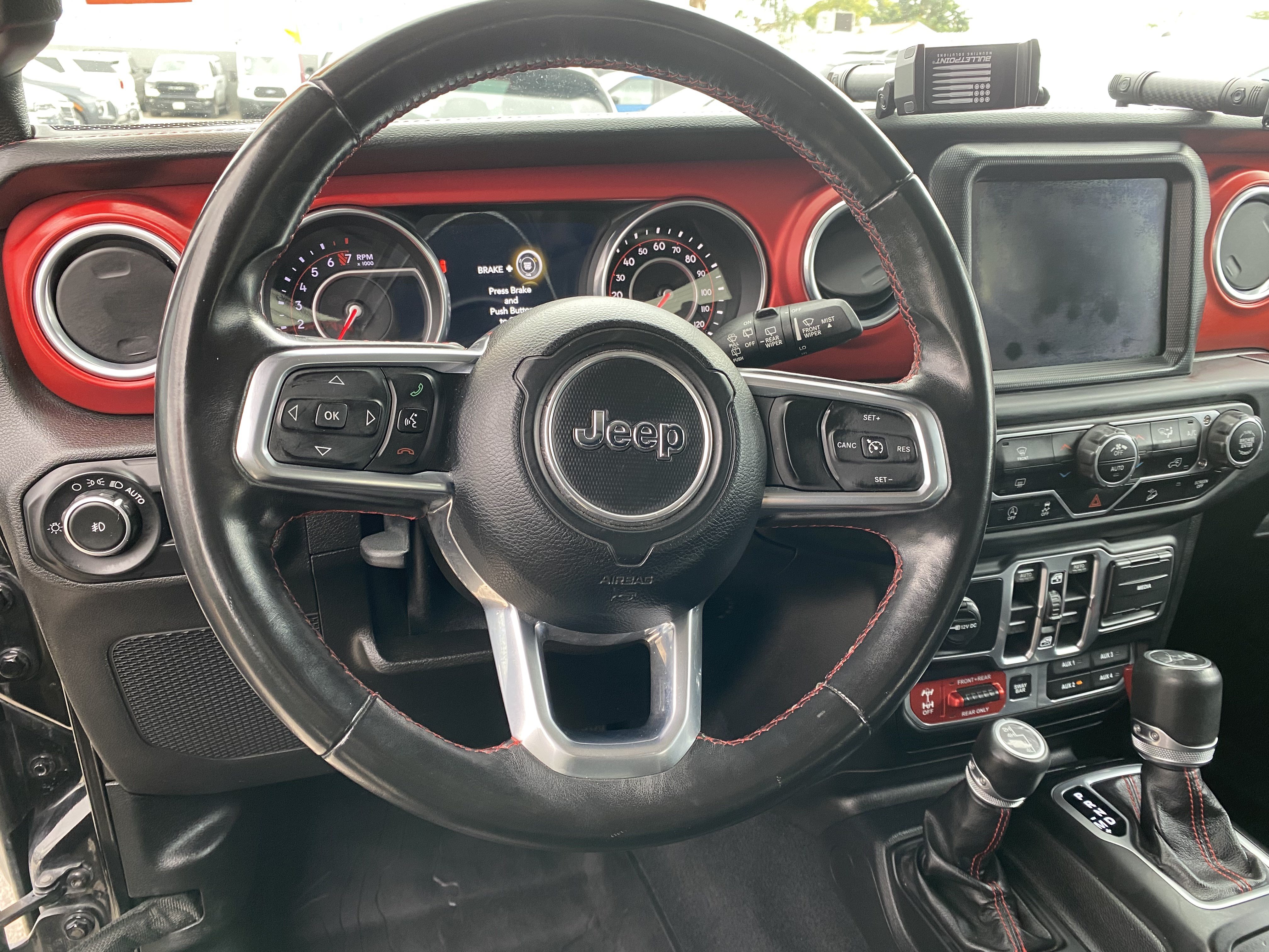 Used 2018 Jeep Wrangler Unlimited Rubicon AWD/4WD image 26
