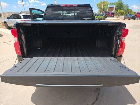 Used 2025 Chevrolet Silverado 1500 ZR2 w/ Technology Package AWD/4WD image 8