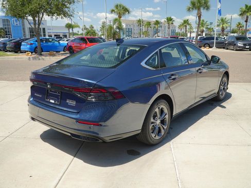 New 2026 Honda Accord EX-L image 5