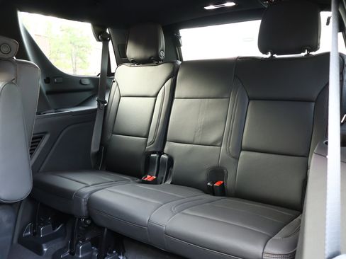 Used 2023 Chevrolet Tahoe High Country AWD/4WD image 30