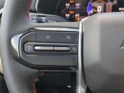 New 2025 Chevrolet Colorado Z71 image 25