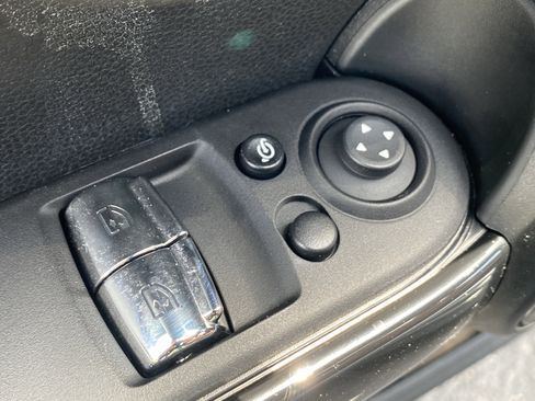 Used 2021 MINI Cooper S FWD image 27