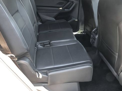 Used 2021 Volkswagen Tiguan SE R-Line FWD image 35