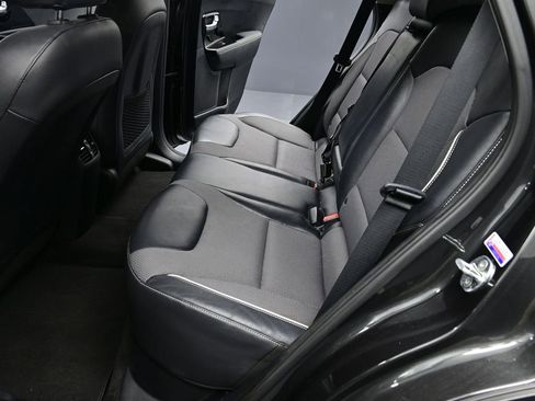 Used 2022 Kia Niro EX w/ Cold Weather Package image 19