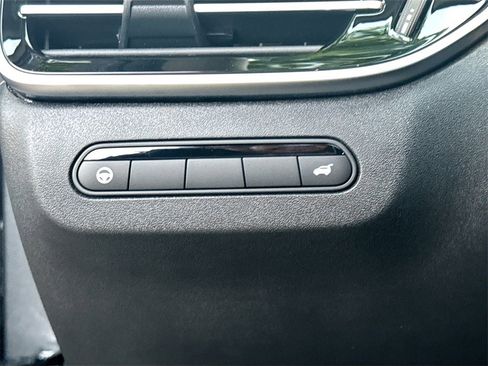 Used 2026 INFINITI QX60 Luxe w/ Cargo Package image 11