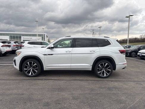 New 2026 Volkswagen Atlas SEL Premium R-Line AWD/4WD image 7