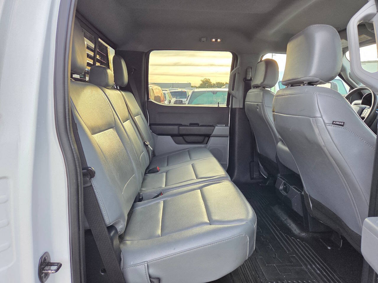 Used 2024 Ford F550 4x4 Crew Cab Super Duty image 16