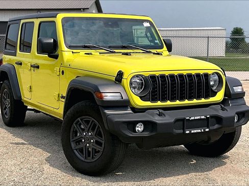 Used 2024 Jeep Wrangler Unlimited Sport AWD/4WD image 33
