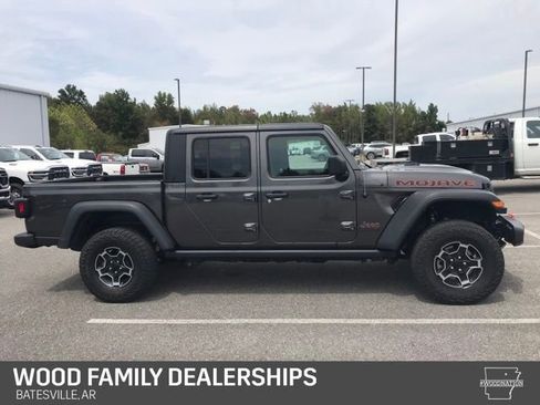 Used 2023 Jeep Gladiator Mojave w/ Cold Weather Group image 6