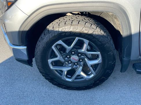 Used 2023 GMC Sierra 1500 SLT w/ SLT Premium Package AWD/4WD image 34