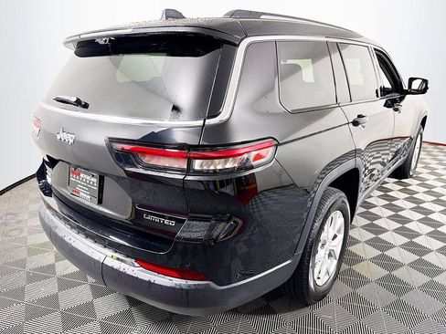 Used 2023 Jeep Grand Cherokee L Limited w/ Luxury Tech Group II AWD/4WD image 7