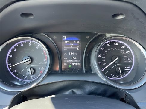 Used 2023 Toyota Camry SE image 23
