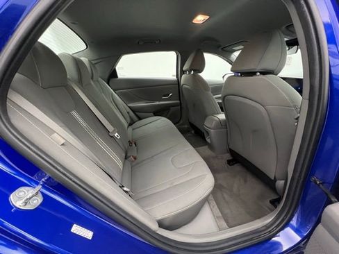 Used 2024 Hyundai Elantra SEL image 34