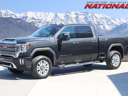 Used 2021 GMC Sierra 3500 Denali w/ Denali Ultimate Package AWD/4WD image 1