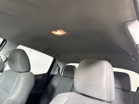 Used 2016 Toyota Tacoma SR5 image 11