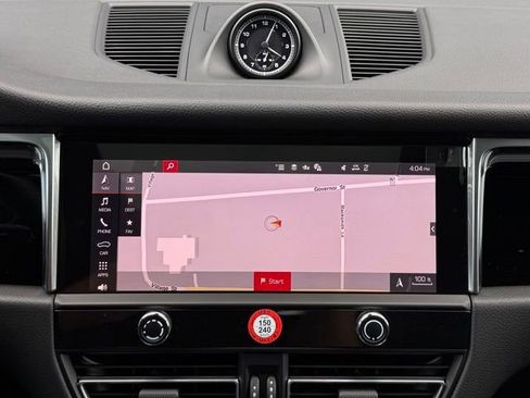 New 2026 Porsche Macan image 21