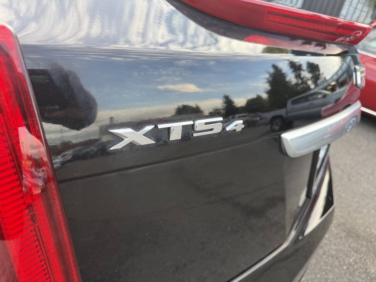Used 2016 Cadillac XTS Luxury AWD/4WD image 5