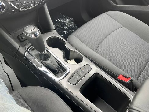 Used 2019 Chevrolet Cruze LT w/ Convenience Package image 23