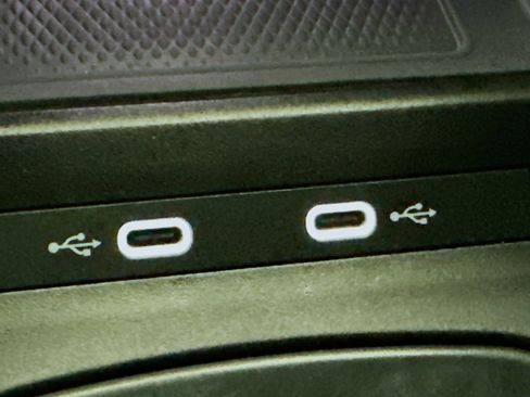 Used 2022 Volkswagen ID.4 Pro image 25