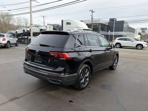 Used 2022 Volkswagen Tiguan SE AWD/4WD image 8