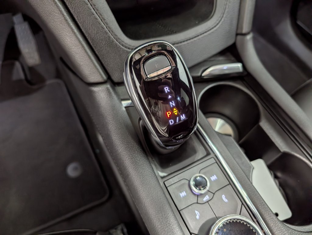 Used 2024 Cadillac XT6 Luxury AWD/4WD image 27