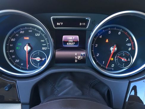 Used 2018 Mercedes-Benz GLE 350 4MATIC image 2
