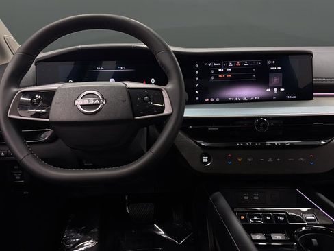 Used 2025 Nissan Murano SL image 6