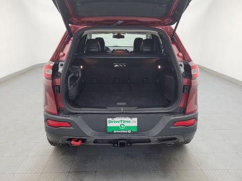 Used 2017 Jeep Cherokee Trailhawk image 29