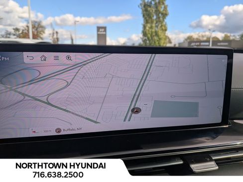 Used 2025 Genesis GV80 2.5T Standard image 3